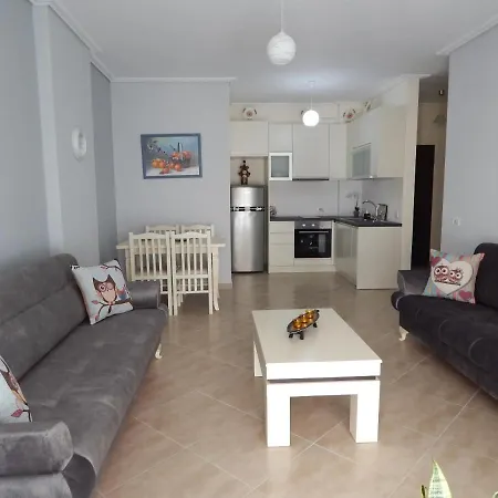 Modern Spacious 1 Bedroom Flat Next To The *