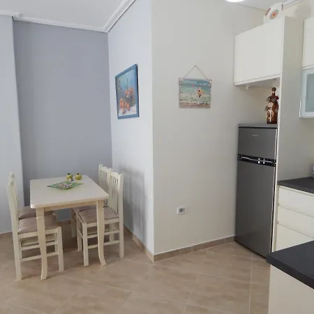 Modern Spacious 1 Bedroom Flat Next To The Appartement *