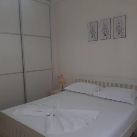 아파트 Modern Spacious 1 Bedroom Flat Next To The *